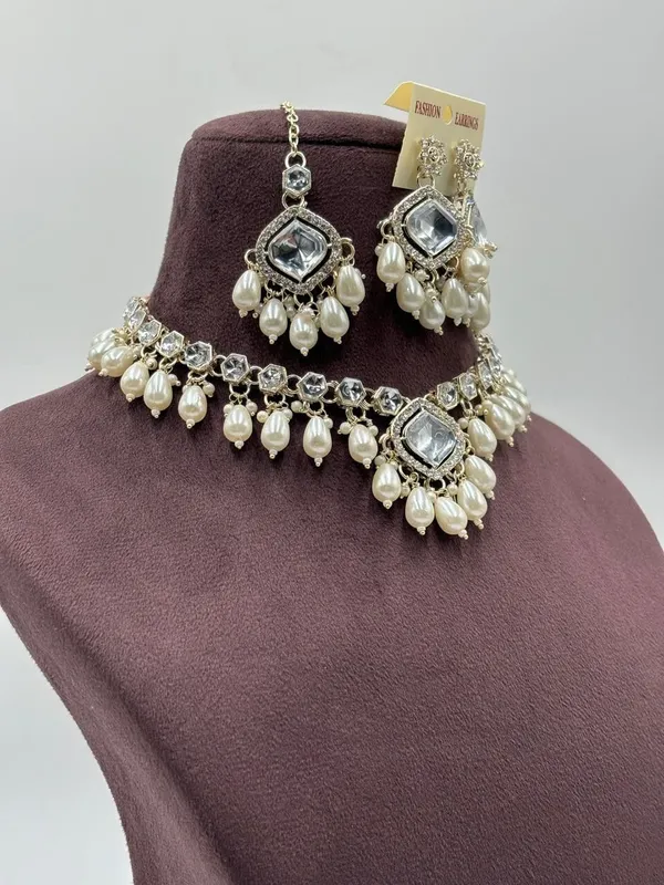 White_Gold_Plated_Earring_&_Necklace_Set_For_Girls_&_Women
