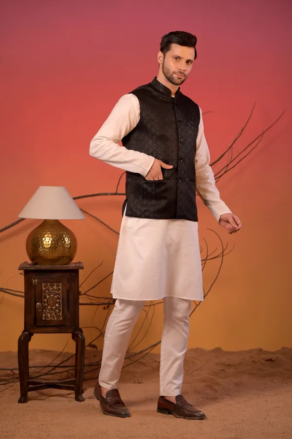 Textured_Black_Jacquard_Nehru_Jacket_For_Men