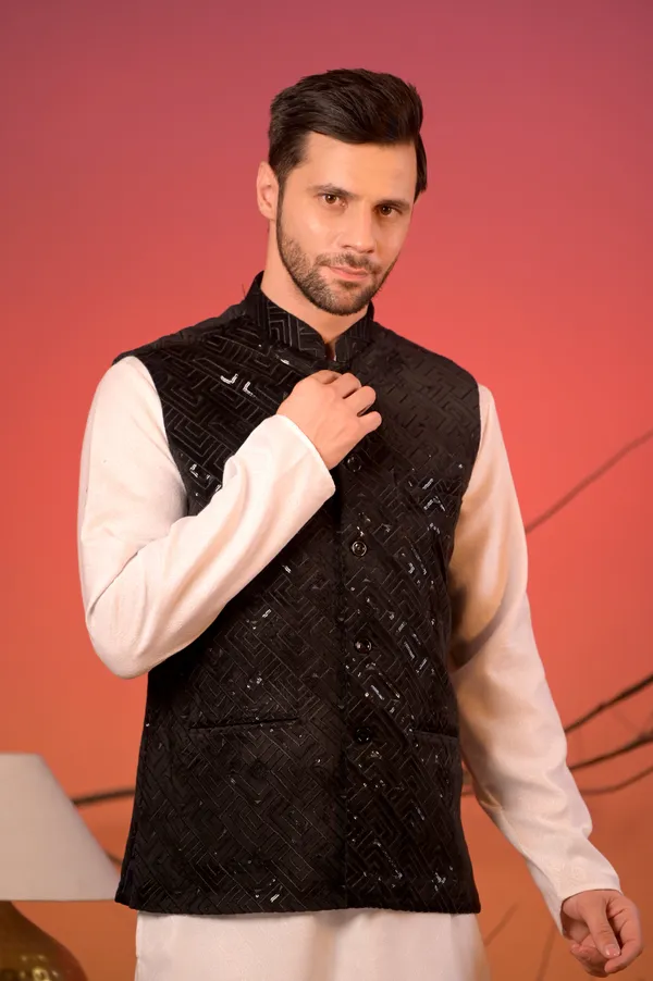 Luxe_Black_Velvet_Nehru_Jacket_For_Men