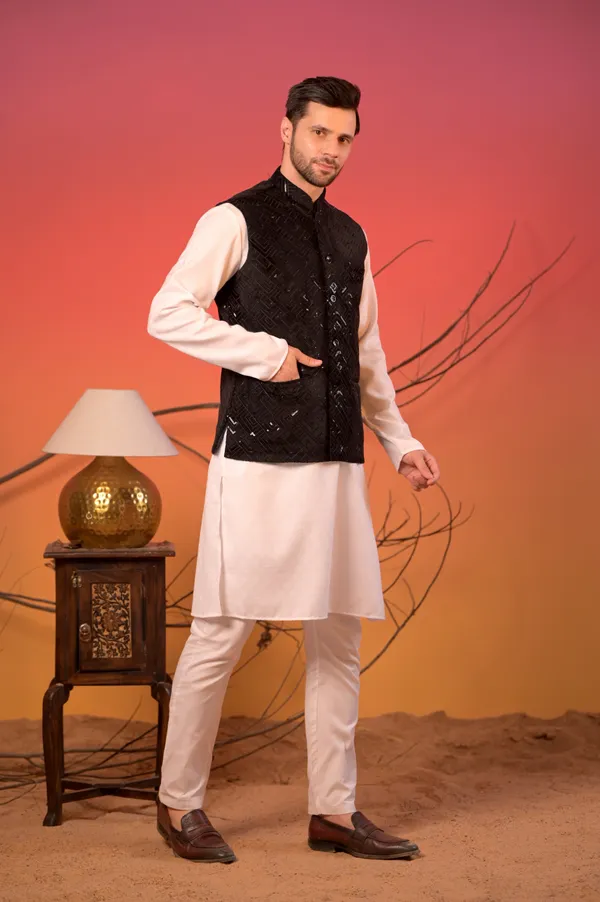 Luxe_Black_Velvet_Nehru_Jacket_For_Men