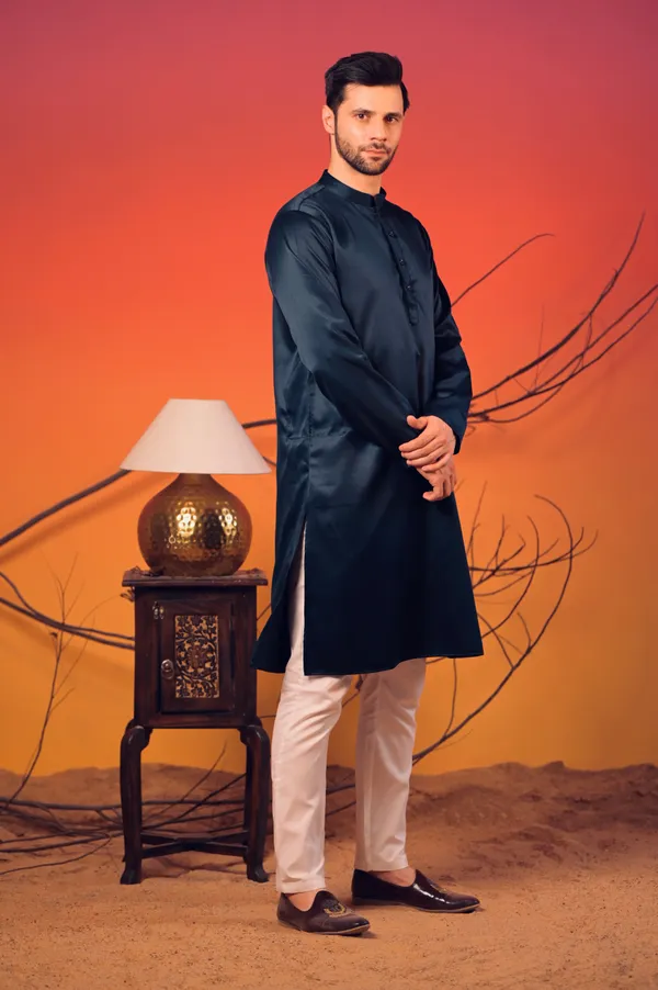 Midnight_Blue_Textured_Cotton_Jacquard_Kurta_�_Trousers_Set_For_Men