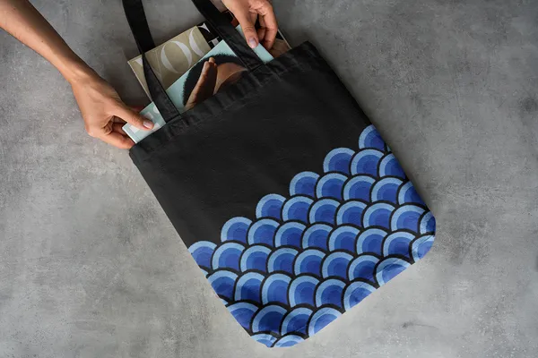 Black_&_Blue_Canvas_Tote_Bag_For_Girls