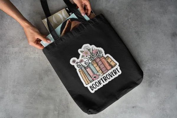 Black_Canvas_Books_Tote_Bag_With_Zipper_And_Pocket
