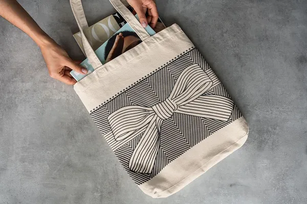 White_&_Black_Bow_Print_Canvas_Tote_Bag_For_Women