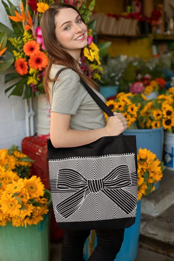 Black_&_White_Canvas_Tote_Bag_For_Women