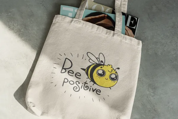 White_Canvas_Honeybee_Tote_Bag_With_Zipper_And_Pocket