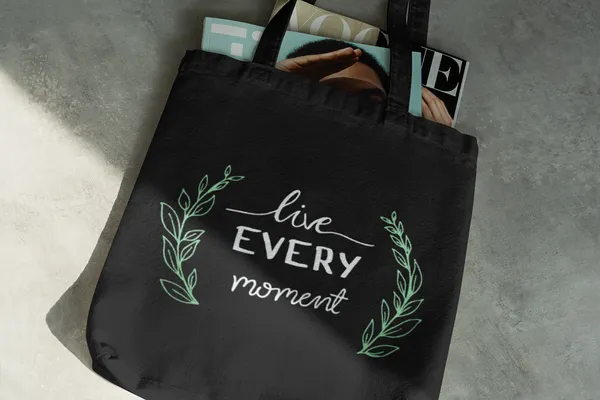 Black_Canvas_Tote_Bag_For_Girls
