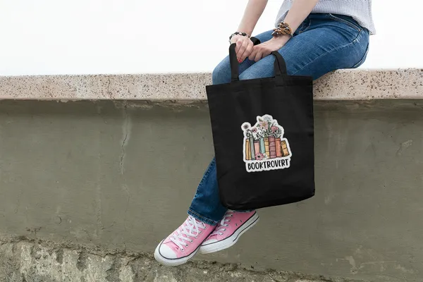 Black_Canvas_Books_Tote_Bag_With_Zipper_And_Pocket