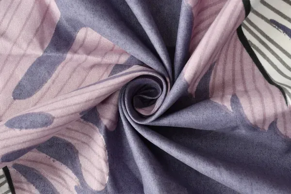 Falora_220_Thread_Count_Premium_Cotton_Fitted_Bedsheet_|_Light_Purple_Blooming_Feathers_|_King/Queen/Double_|_72×78_/_60×78_Inches_|_360°_Elasticated_|_With_2_Pillow_Covers_(Up_to_8_Inches_Mattress)