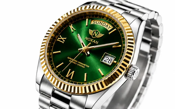 Green_Dial_Watch_With_Stylish_Stainless_Steel_Straps_For_Men