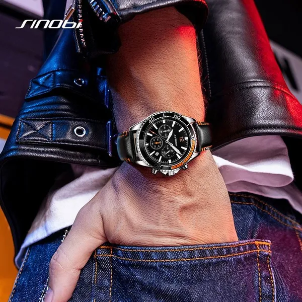 Blue_Dial_Luxury_Watch_With_Stylish_Blue_Straps_For_Men