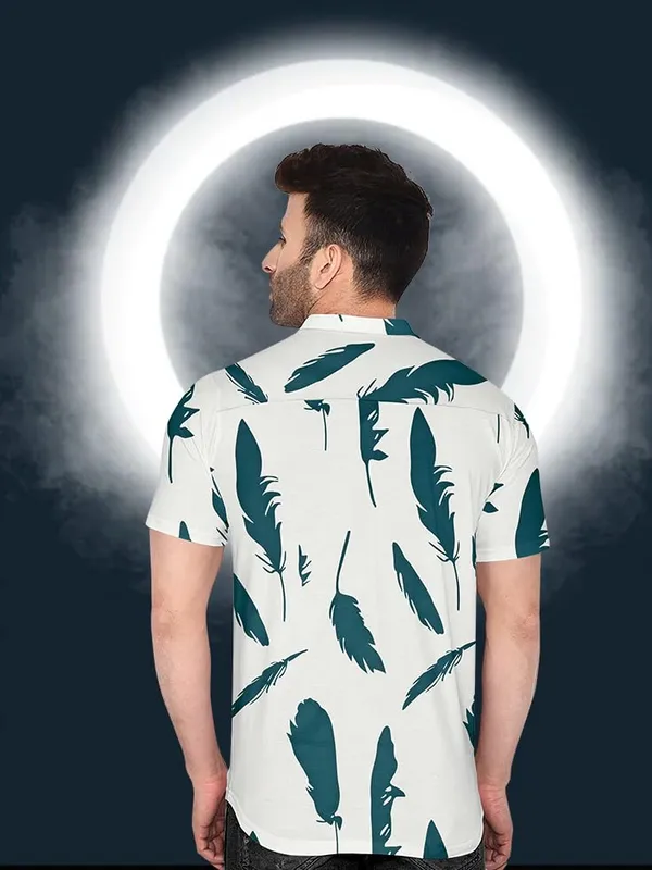 White_Short_Sleeve_Button_Down_Shirt,_Feather_Print_Pattern,_White_And_Teal,_Casual_Hawaiian_Style