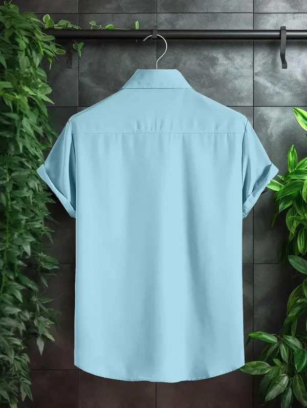Blue_Hawaiian_Beach_Print_Button-Down_Shirt,_Light_Blue,_Short_Sleeve,_Tropical_Palm_Tree_Design