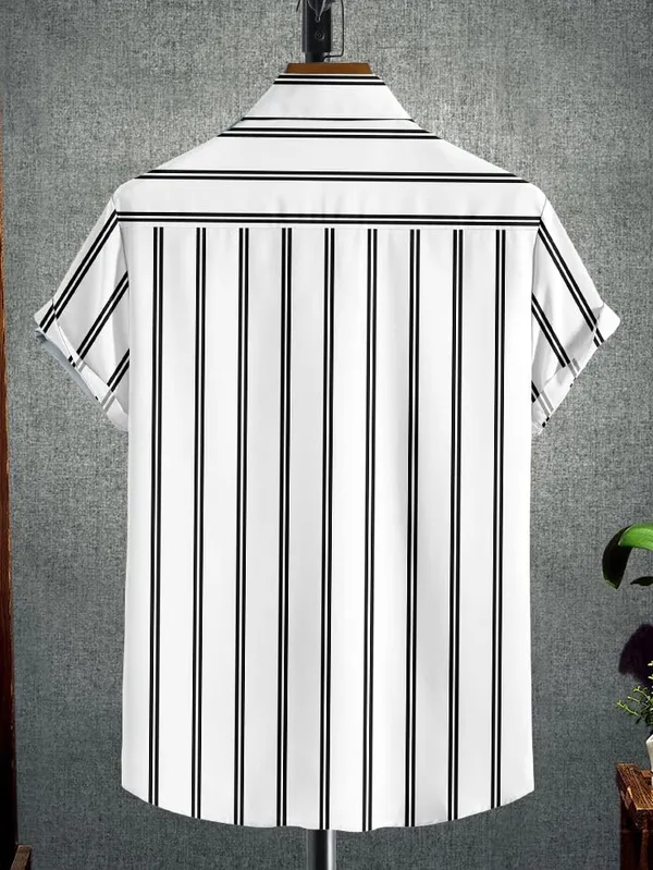 White_Striped_Short_Sleeve_Button_Down_Shirt,_Vertical_Pattern