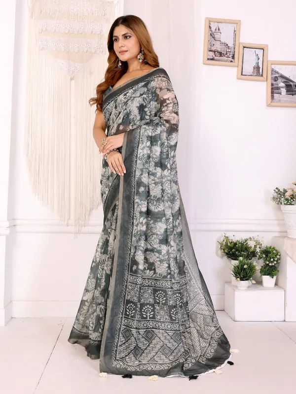 Grey_&_Black_Elegant_Chanderi_Saree_For_Women