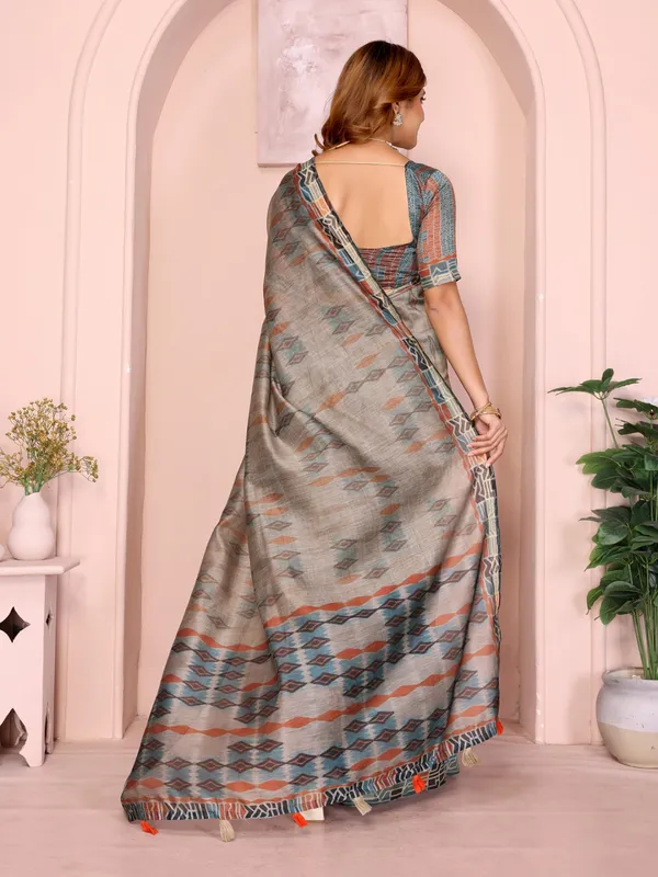 Grey_&_Rust_Patterned_Black_Chanderi_Saree_For_Women