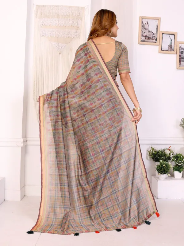 Vibrant_Geometric_Weaves_Chanderi_Saree_With_Contrasting_Striped_Border_For_Women