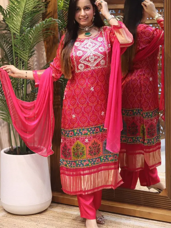 Pink_Heavy_Fancy_Pair_&_Dupatta_Set