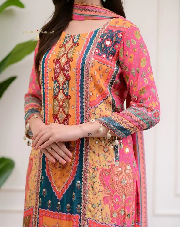 Orenge_Kurtis_Set_For_Women_Latest_Design
