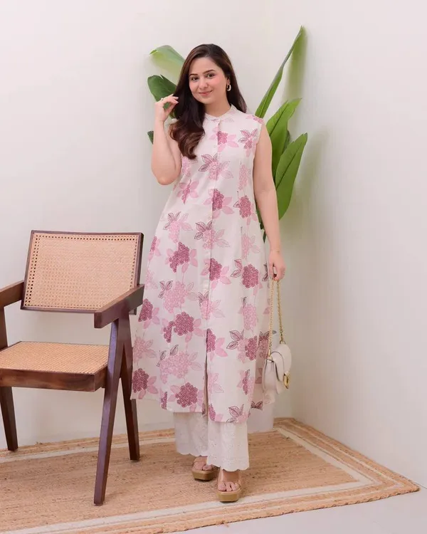 White_Trendy_Floral_Printed_Kurta_Set_For_Women_-_Urban_Garden_Design