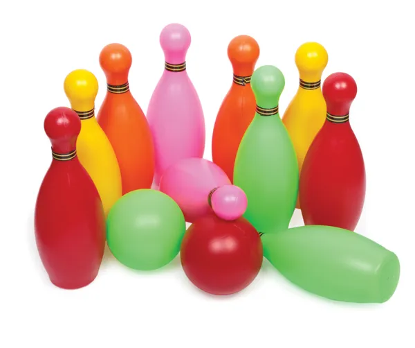 High_Density_Poly_Ethylene_Bowling_Set_6_Pin_1_Ball_For_Kids