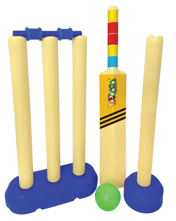 High_Density_Poly_Ethylene_Big_Cricket_Set_With_4_Stumps_For_Kids