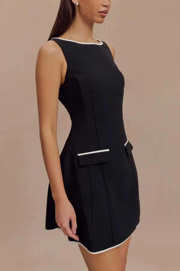 Sleeveless_Contrast_Mini_Dress_in_Black