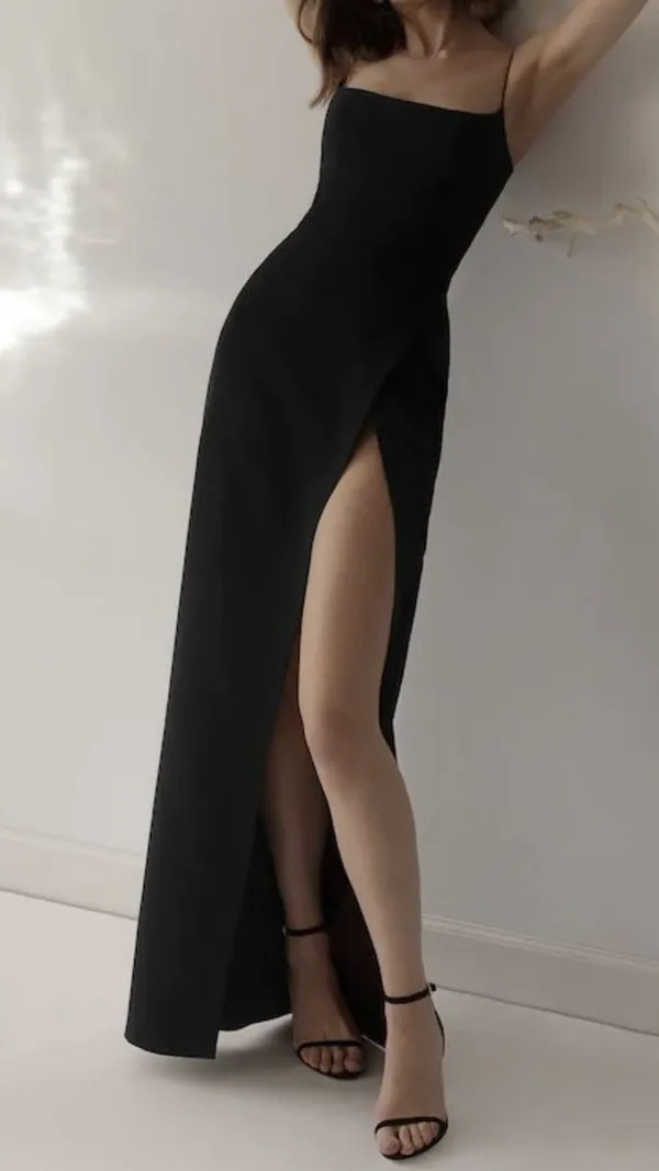 Overlap_Black_Banana_Crape_Dress_For_Women