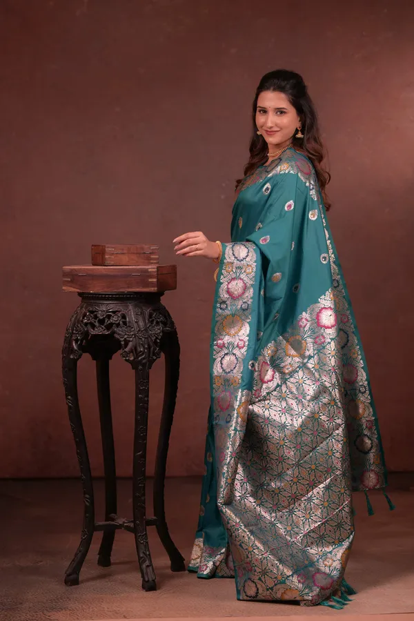 Teal_Green_Premium_Soft_Silk_New_Takshashila_Paithani_Saree_Made_With_Smooth_And_Rich_Fabric_Saree