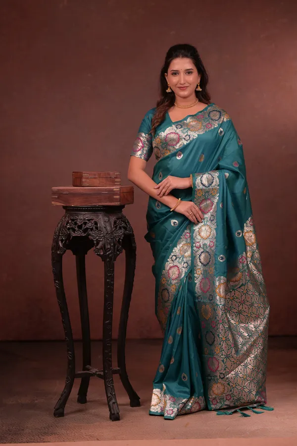 Teal_Green_Premium_Soft_Silk_New_Takshashila_Paithani_Saree_Made_With_Smooth_And_Rich_Fabric_Saree