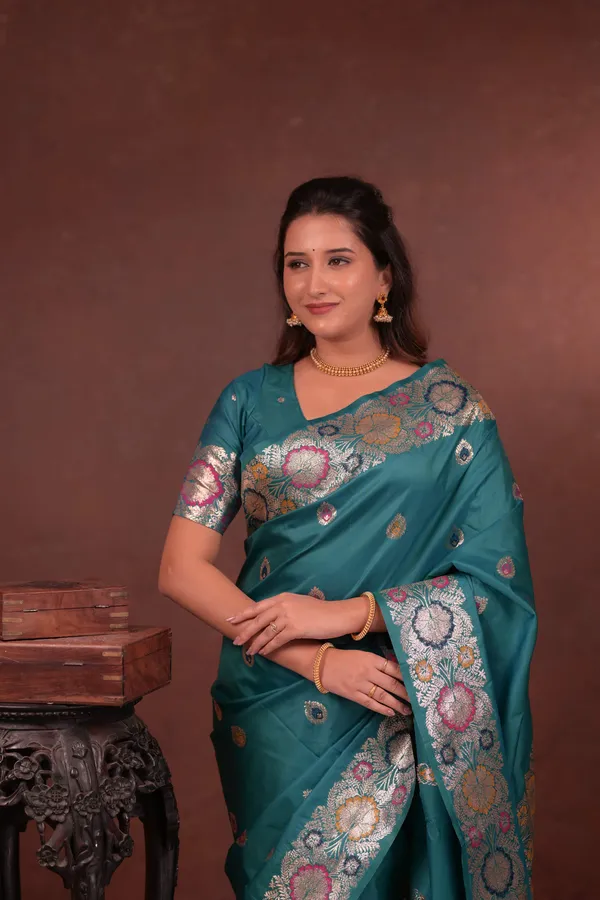 Teal_Green_Premium_Soft_Silk_New_Takshashila_Paithani_Saree_Made_With_Smooth_And_Rich_Fabric_Saree