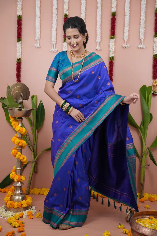 Royal_Blue_Premium_Two_Tone_Soft_Silk_Narayan_Border_with_Rich_woven_contrast_Zari_Pallu_Saree