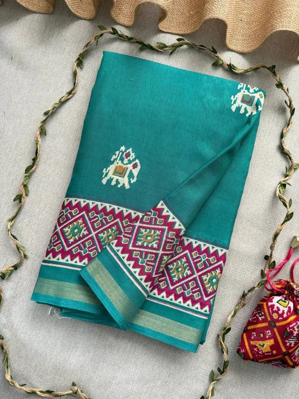 Sky_Blue_Presenting_New_Printed_With_Blouse_Mul_Mul_Cotton_Saree