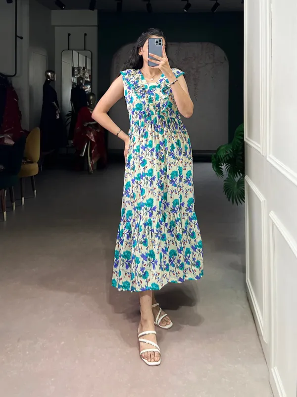 Blue_Floral_Prints_Maslin_Silk_Ethnic_Dress_Collection