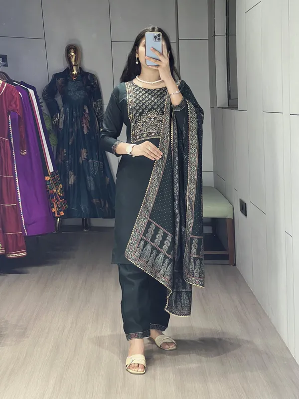 Dark_Green_Pure_Modal_Chanderi_Kurti_Pair_With_Foil_Print_And_Handwork_For_Women