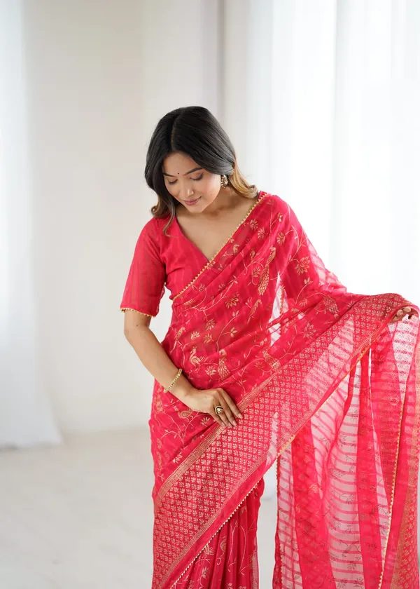 Pink_Solo_Georgette_With_Foil_Print_and_Fancy_Zalar_Lace_Designer_Saree
