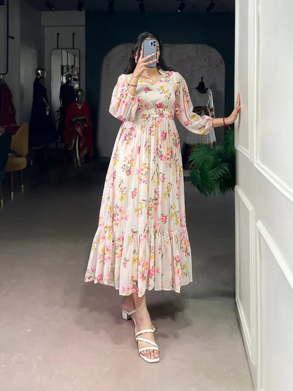 Cream_Blush_Bloom_Georgette_Ethnic_Collection_Frock_For_Women