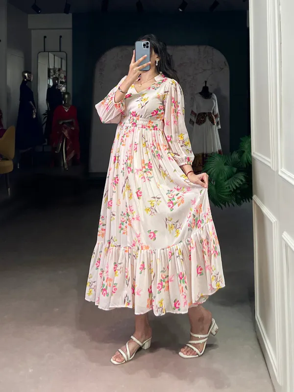 Cream_Blush_Bloom_Georgette_Ethnic_Collection_Frock_For_Women