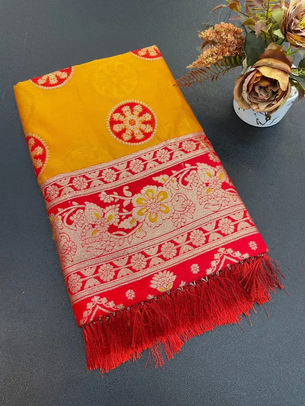 Yellow_&_Red_Soft_Pethani_Silk_With_Zari_Weaving_Design_and_Meenakari_weaving_Saree