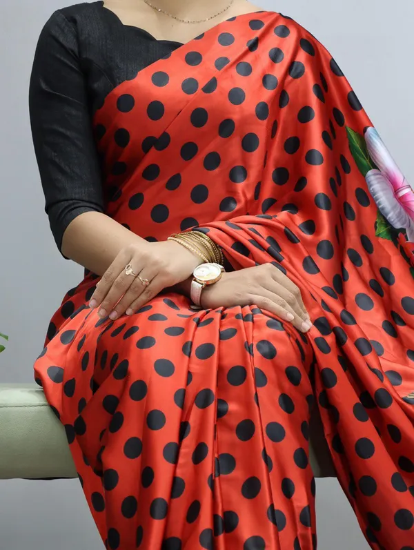 Red_Elegant_Designs_Heavy_Satin_Sarees_With_Plain_Blouse_For_Women