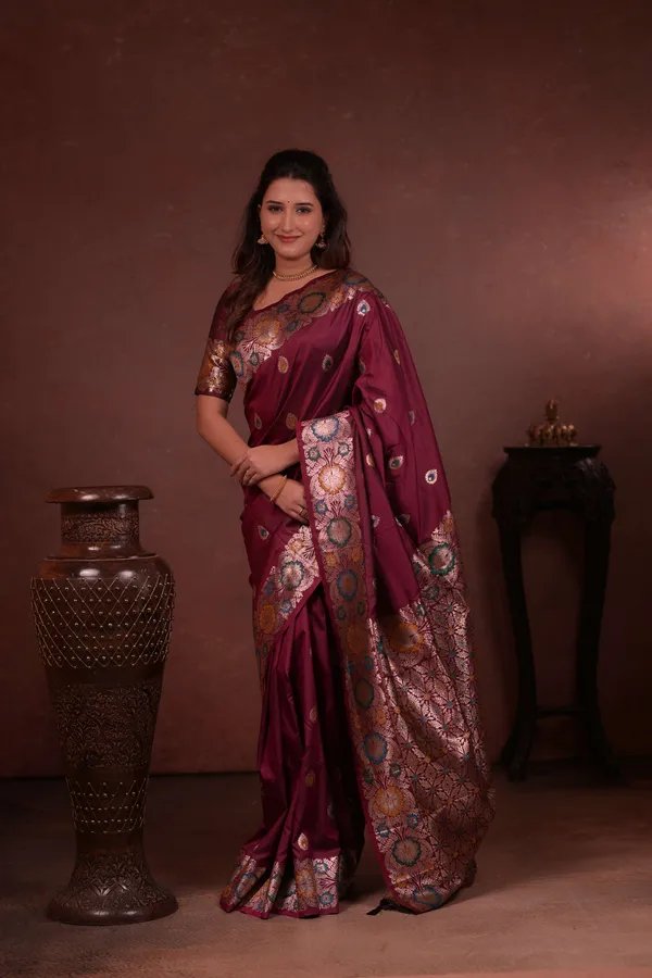 Maroon_Premium_Soft_Silk_New_Takshashila_Paithani_Saree_Made_With_Smooth_And_Rich_Fabric_Saree