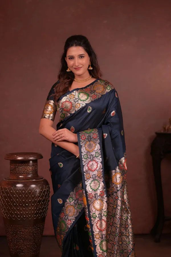 Navy_Blue_Premium_Soft_Silk_New_Takshashila_Paithani_Saree_Made_With_Smooth_And_Rich_Fabric_Saree