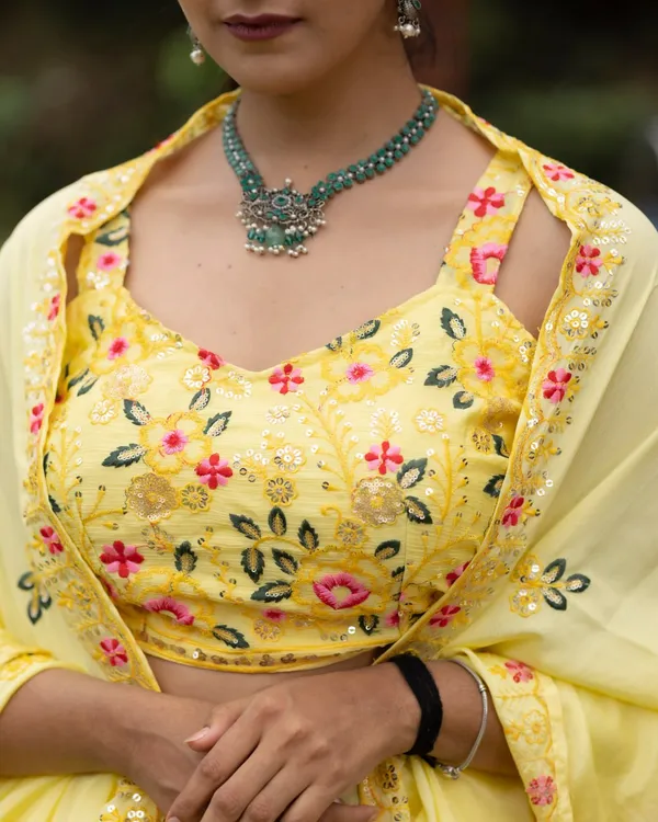 Yellow_Classical_Embroidery_Lehenga_Collection_For_Women