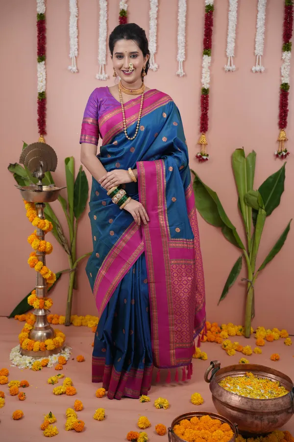 Royal_Blue_&_Pink_Premium_Two_Tone_Soft_Silk_Narayan_Border_with_Rich_woven_contrast_Zari_Pallu_Saree