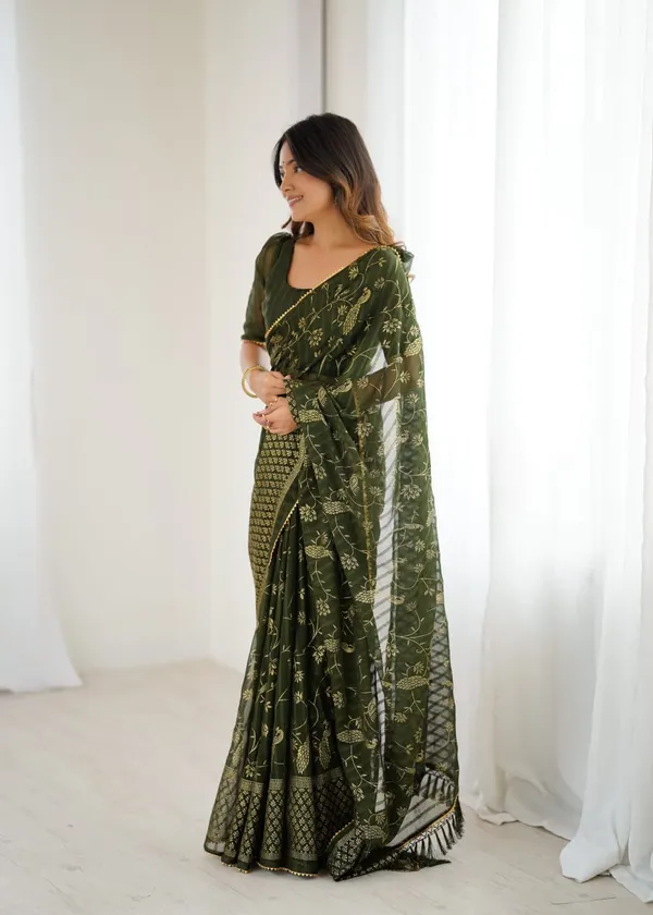 Mahendi_Solo_Georgette_With_Foil_Print_and_Fancy_Zalar_Lace_Designer_Saree