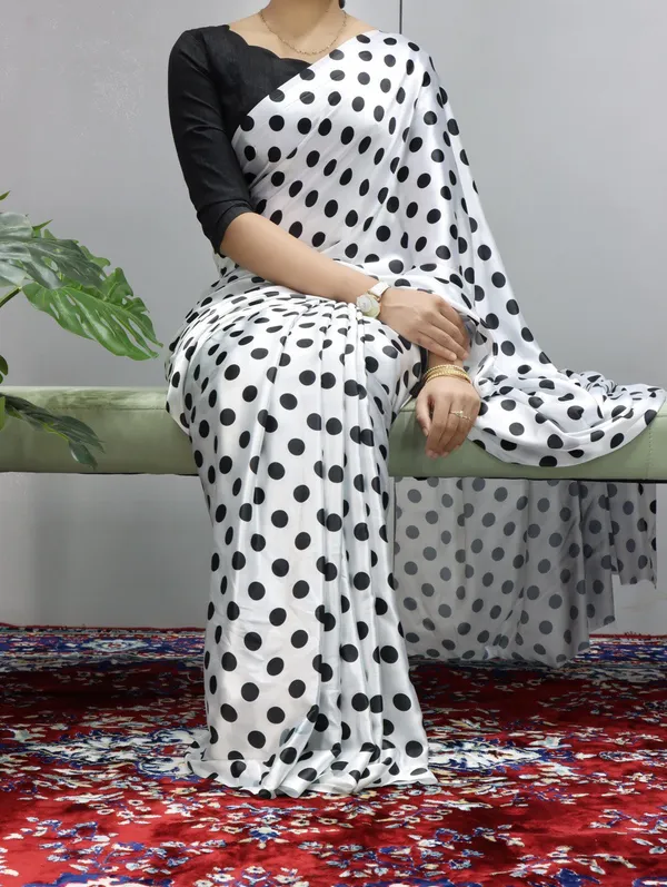 White_Elegant_Designs_Heavy_Satin_Sarees_With_Plain_Blouse_For_Women