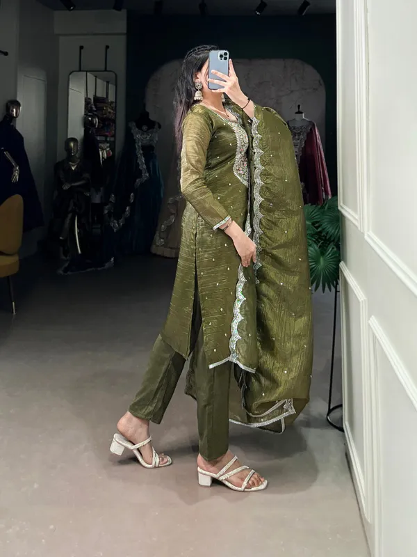 Olive_Gold_Crush_Collection_Ethnic_Dress_For_Women