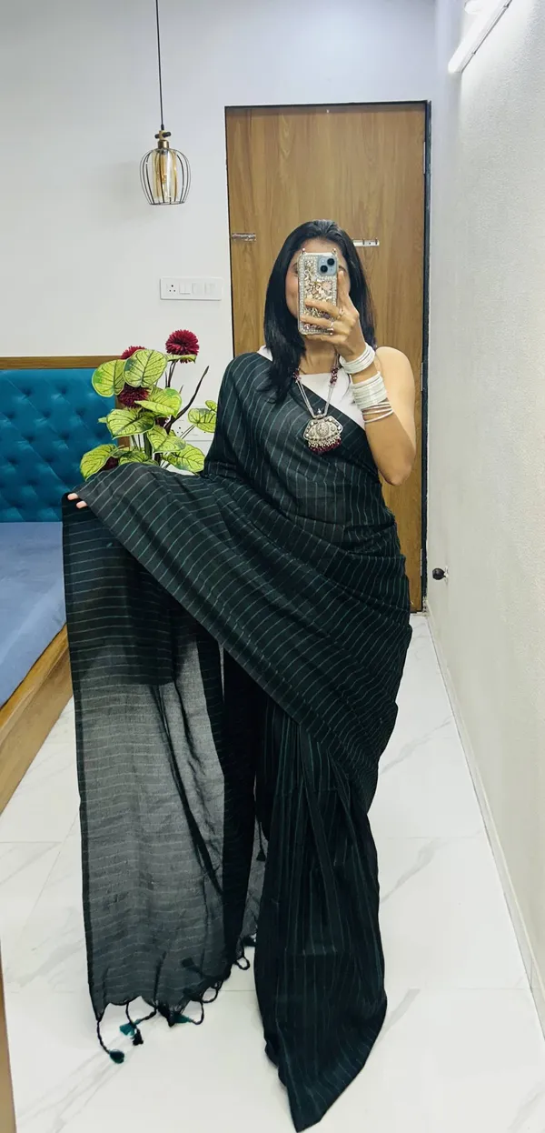 Dark_Green_Handloom_Harmony_Khadi_Elegance_Collection_Saree_For_Women