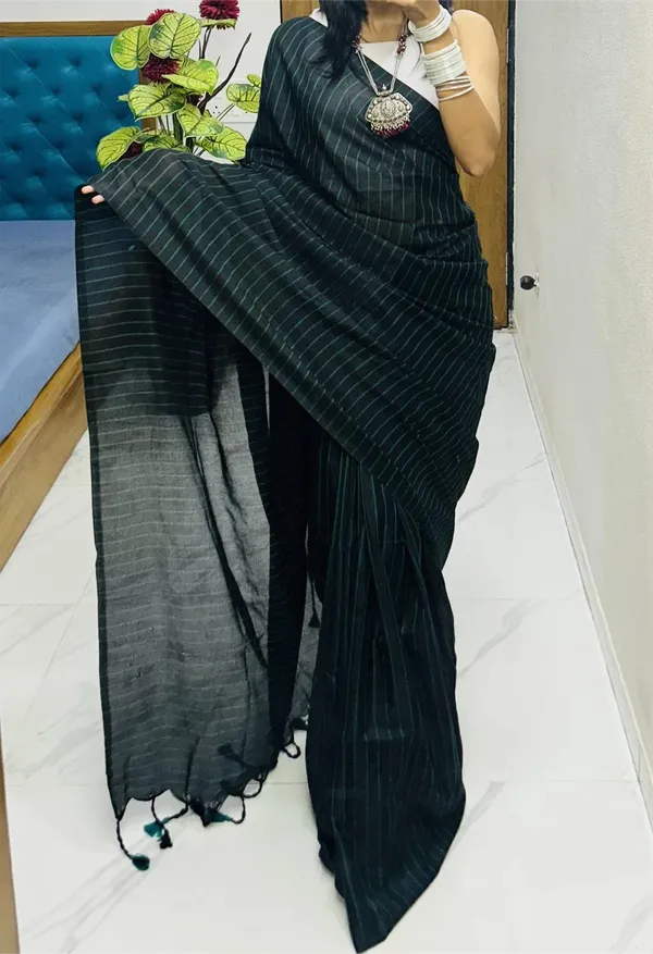 Dark_Green_Handloom_Harmony_Khadi_Elegance_Collection_Saree_For_Women