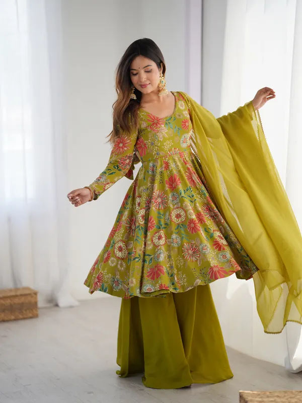 Mahendi_Premium_Roman_Silk_Chanderi_Discharge_Print_Kediya_Kurta_Palazzo_Set_with_Organza_Dupatta